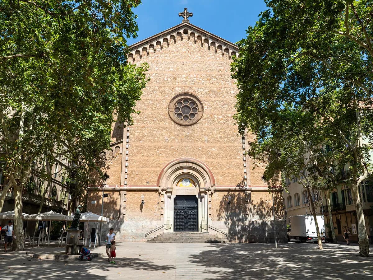 Vender piso en Gràcia Barcelona — estrategia y precio real